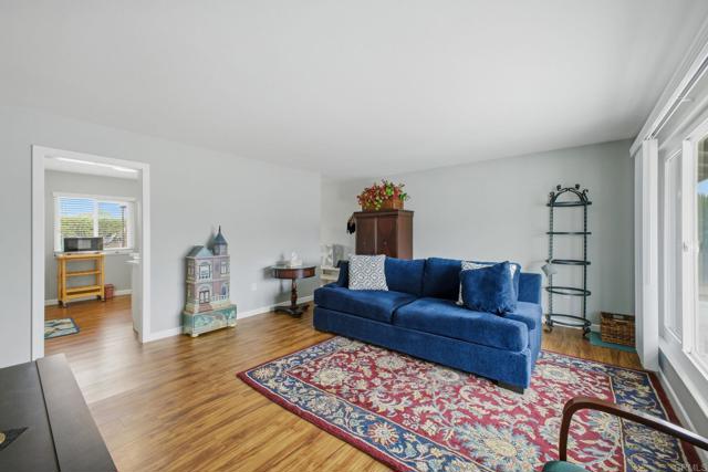 Detail Gallery Image 4 of 23 For 28546 Murrieta, Menifee,  CA 92586 - 2 Beds | 1 Baths