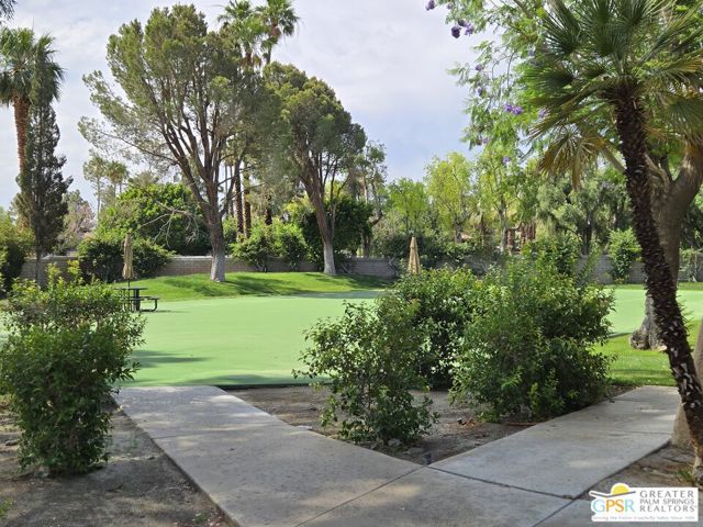 2810 N Arcadia Court, Palm Springs CA: https://media.crmls.org/mediaz/14213d58-0539-4d09-a5d6-dbd48c8a1950.jpg