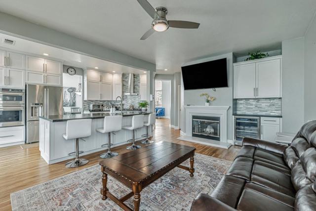 2072 Windward, Discovery Bay CA: https://media.crmls.org/mediaz/14218ad7-9b96-4244-a955-b1722b9172fb.jpg