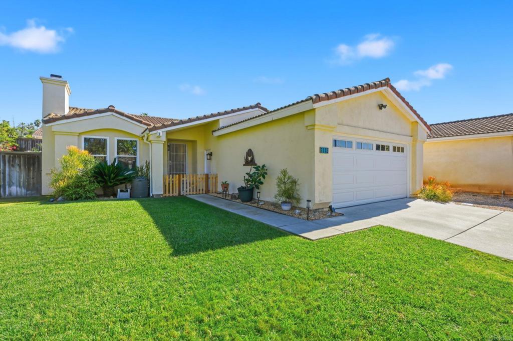 14235354 170F 4462 9882 052Be60Ac240 2112 Savona Ct, Vista, Ca 92084 &Lt;Span Style='BackgroundColor:transparent;Padding:0Px;'&Gt; &Lt;Small&Gt; &Lt;I&Gt; &Lt;/I&Gt; &Lt;/Small&Gt;&Lt;/Span&Gt;