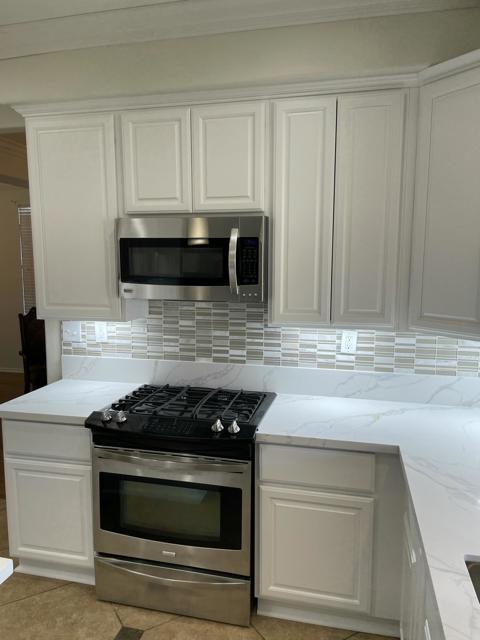 Image 13 of 19 For 117 Arabian Court