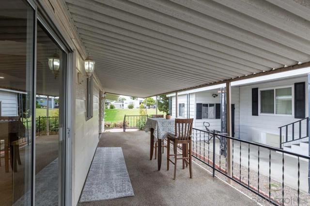 1219 E Barham Dr Spc 106, San Marcos CA: https://media.crmls.org/mediaz/14235a49-d16e-43a1-96e9-6118f5f3d6d4.jpg