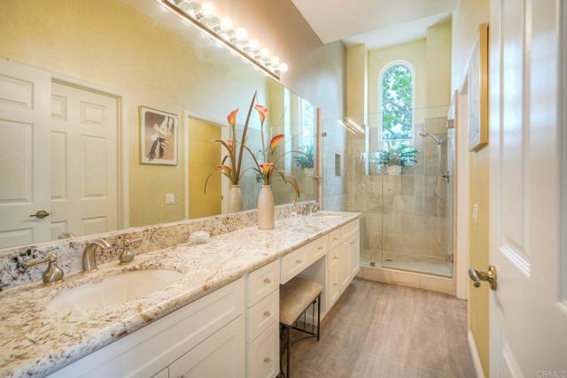 Detail Gallery Image 17 of 32 For 3376 Corsica Way, Oceanside,  CA 92056 - 2 Beds | 2 Baths