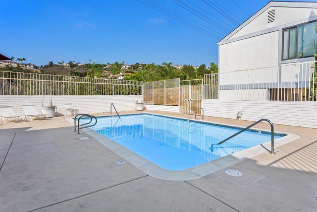 Detail Gallery Image 46 of 47 For 2388 Altisma Way #10 OR K,  Carlsbad,  CA 92009 - 2 Beds | 2 Baths