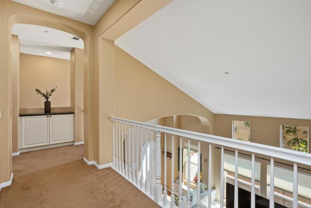 3385 Wild Oak Lane, Escondido CA: https://media.crmls.org/mediaz/1424ca00-d85e-4b01-89af-8d3fd15725e1.jpg