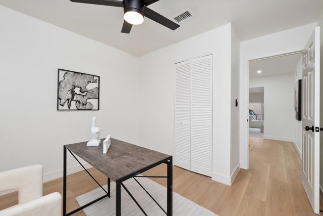 Image 14 of 28 For 3988 Ashford St