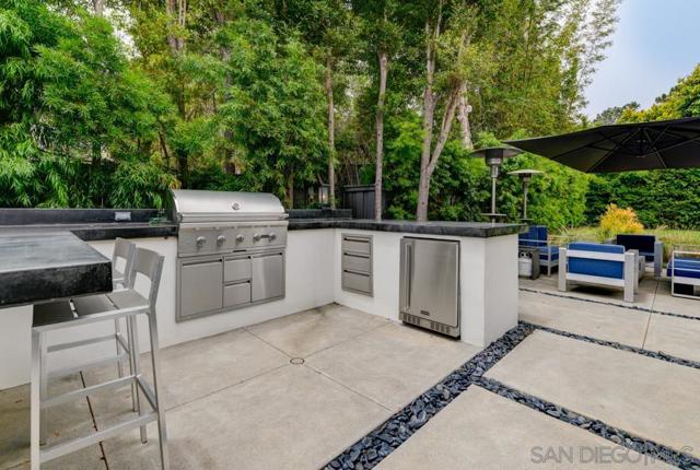 Image 11 of 29 For 13594 Mar Scenic Dr
