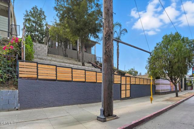 Detail Gallery Image 3 of 30 For 1488 W Sunset Bld #1/4,  Los Angeles,  CA 90026 - 1 Beds | 1 Baths