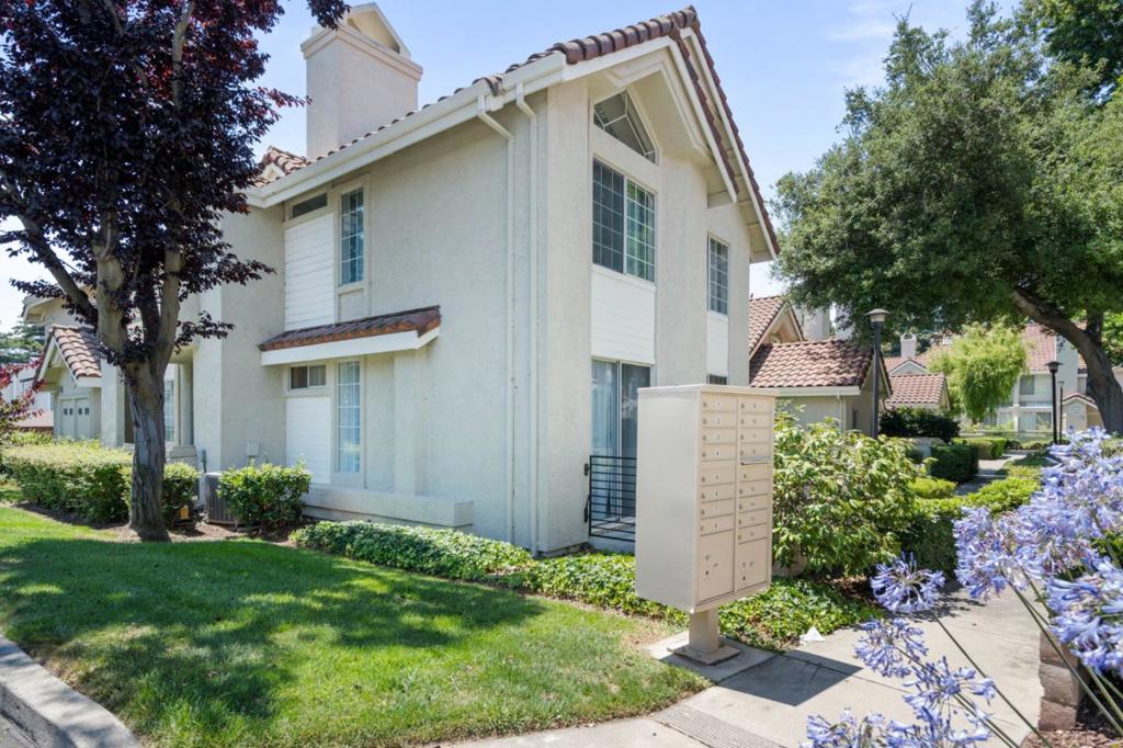 7239 Cronin Circle