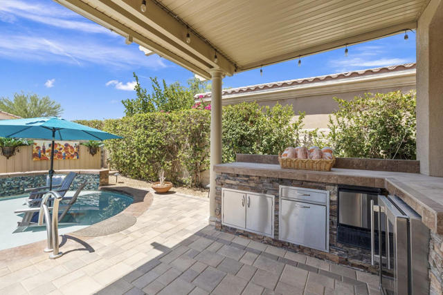 81919 Avenida Dulce, Indio CA: https://media.crmls.org/mediaz/1426e650-b3c4-4e8d-9850-69b2c05b556f.jpg
