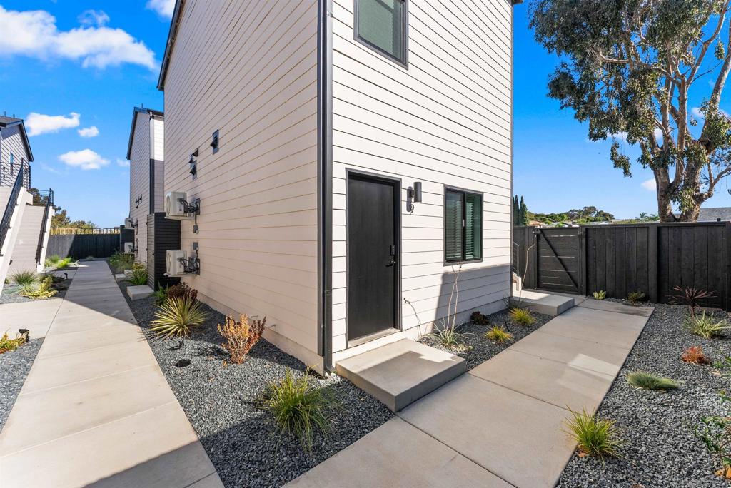 MLS #260017411SD image #39