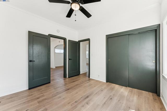 2734 Macarthur Blvd, Oakland CA: https://media.crmls.org/mediaz/1427ca82-22cb-4eec-a1d1-1f6ea046a4dc.jpg