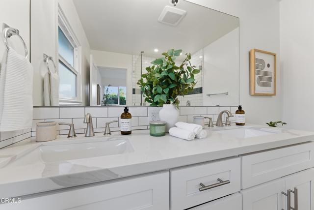 Detail Gallery Image 38 of 54 For 22718 Cantlay St, West Hills,  CA 91307 - 3 Beds | 2 Baths