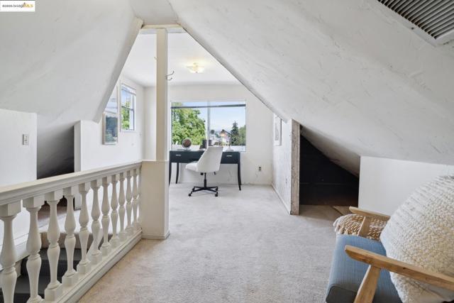 1408 E 15Th St, Oakland CA: https://media.crmls.org/mediaz/14296437-edbe-4ec3-86f0-687ac3f4a36a.jpg