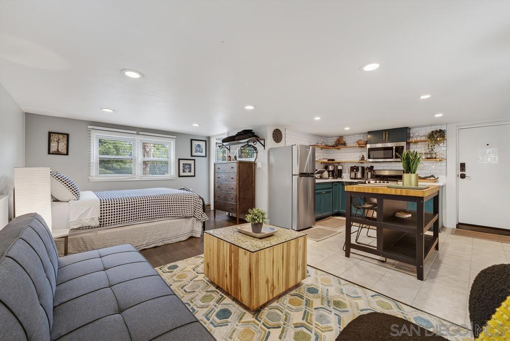 5438 Gilbert Dr #UNIT C - photo 15