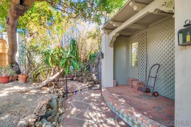 3014 Xenophon St, San Diego CA: https://media.crmls.org/mediaz/142c0a29-dc28-4d57-a908-cda5825dc2e5.jpg