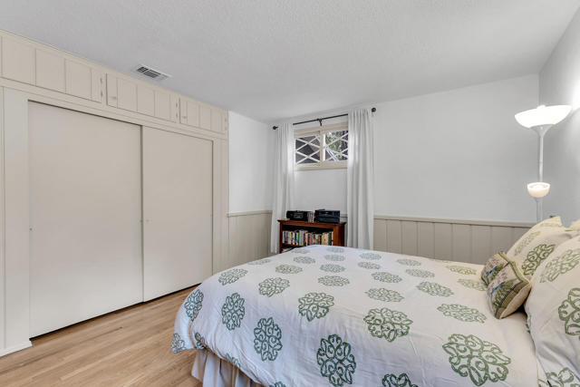 54640 Marian View Drive, Idyllwild CA: https://media.crmls.org/mediaz/142c1f7f-e4bd-4a7c-be25-de9573010901.jpg