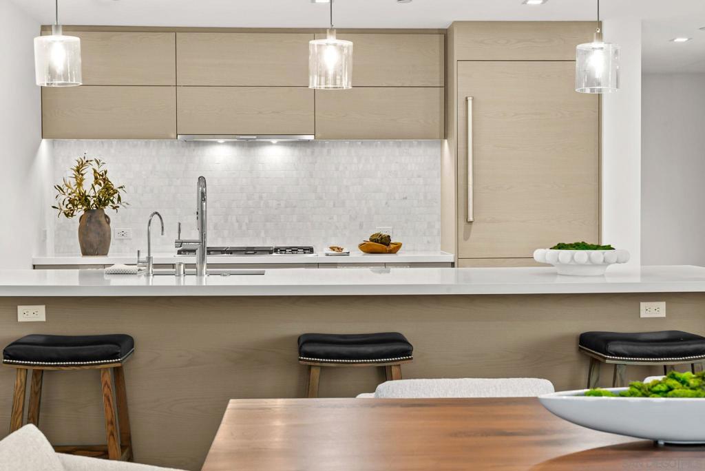 888 E Street - photo 8