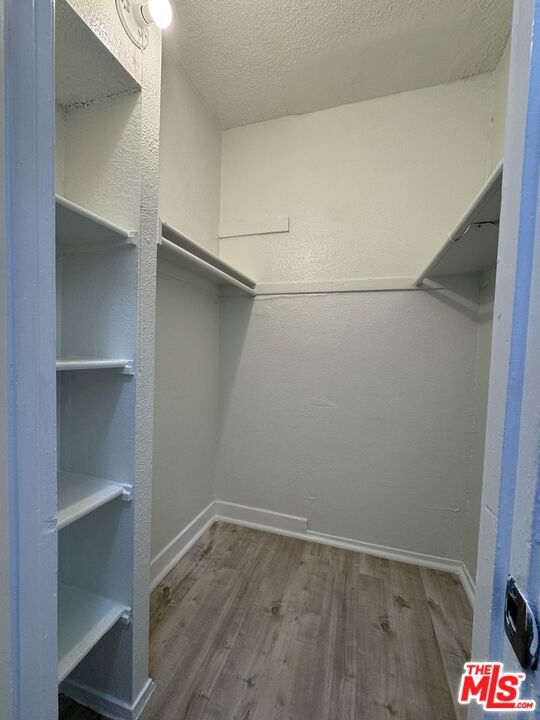 3051 Leeward Avenue, Los Angeles CA: https://media.crmls.org/mediaz/142d4fa9-211c-40d4-a62a-b90a654f2e81.jpg
