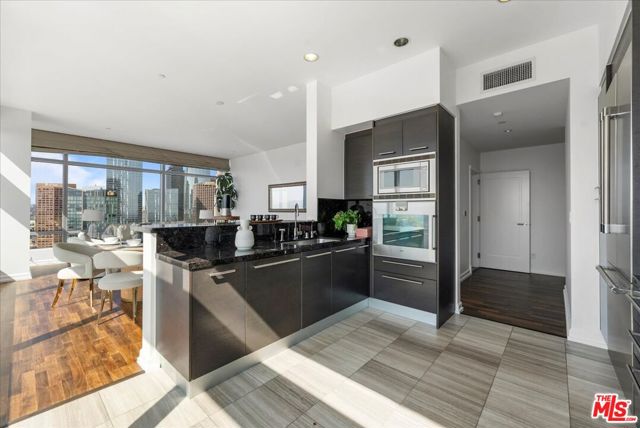 900 W Olympic Boulevard, Los Angeles CA: https://media.crmls.org/mediaz/142d7dc3-1213-4fcd-9259-68ec4bd57c25.jpg