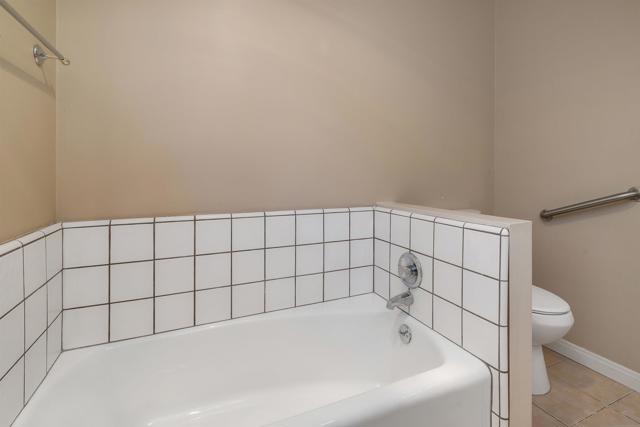 530 E 17th Ave, Escondido CA: https://media.crmls.org/mediaz/142f60cc-d5b3-43d8-b353-4f6f484c244e.jpg
