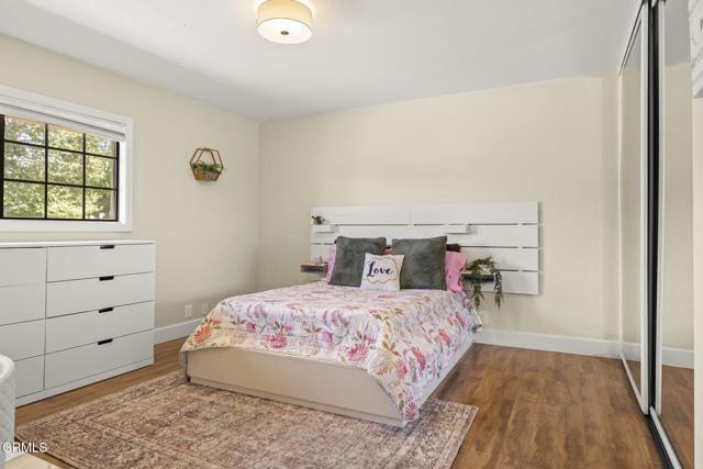 5710 Terra Bella Lane Lane, Camarillo CA: https://media.crmls.org/mediaz/142ffab1-576a-457a-b341-83d78c688599.jpg