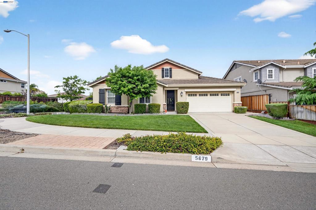 5679 Leitrim Way