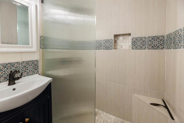 433 E 6Th Ave, Escondido CA: https://media.crmls.org/mediaz/1430cea7-0dfd-4b82-9319-338b63cf73f3.jpg
