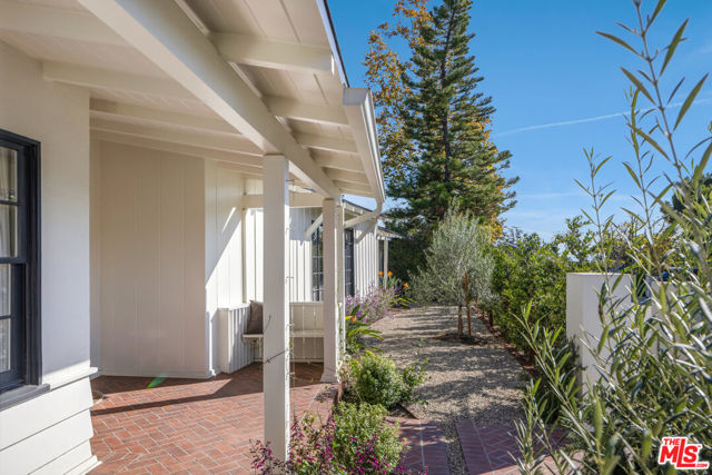 Drew Fenton | 516 Hanley Place Los Angeles CA | MLS: 7489437