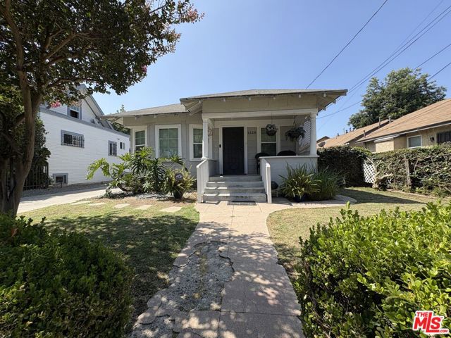 4 Bed Home for Sale in Los Angeles, California