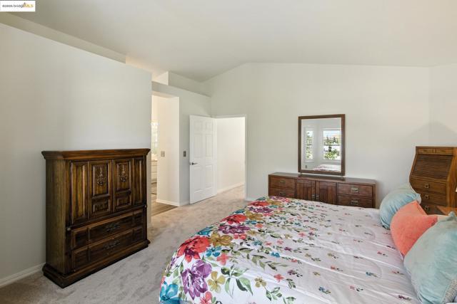 2201 Mark Twain Drive, Antioch CA: https://media.crmls.org/mediaz/1431da9b-2d8c-4797-bcb3-5ac4128ba5a6.jpg