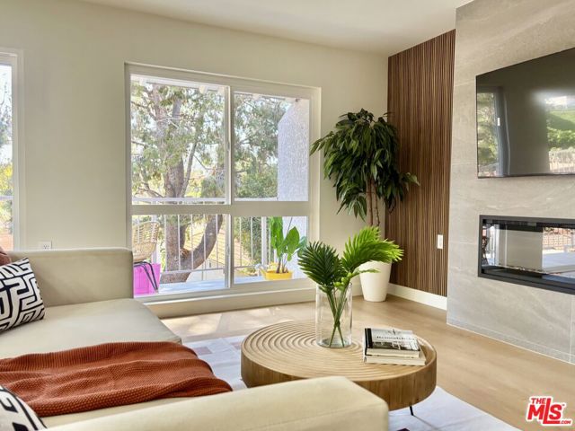 5360 Algarrobo, Laguna Woods CA: https://media.crmls.org/mediaz/1432b1e3-3690-4302-9e08-955462d5f730.jpg