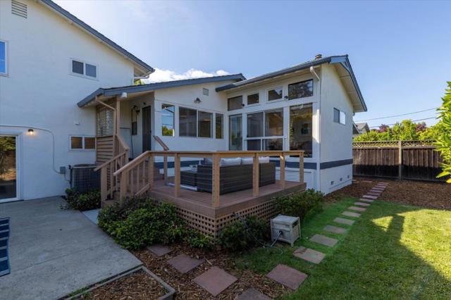 882 Maranta Avenue, Sunnyvale CA: https://media.crmls.org/mediaz/14340518-76ce-49d0-88d6-03c9a84dc064.jpg