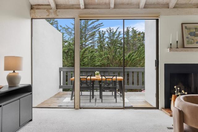 3600 High Meadow Drive, Carmel CA: https://media.crmls.org/mediaz/14341e27-dc99-4794-bb9c-e829fd946ccb.jpg