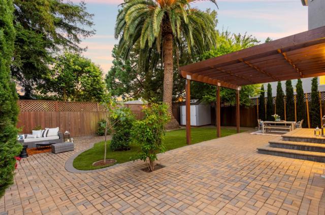 643 28th Avenue, San Mateo CA: https://media.crmls.org/mediaz/143494aa-8d66-4e61-ad1a-1199341d6d88.jpg