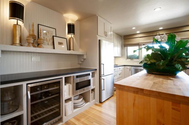 12500 Saddle Way, Carmel Valley CA: https://media.crmls.org/mediaz/14356781-ad36-44e6-9483-b943eeede697.jpg