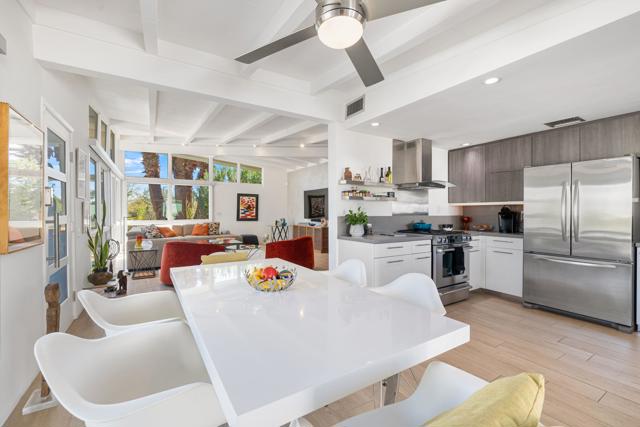 71653 Mirage Road, Rancho Mirage CA: https://media.crmls.org/mediaz/143584b3-7266-4868-bfd6-815a6d778217.jpg