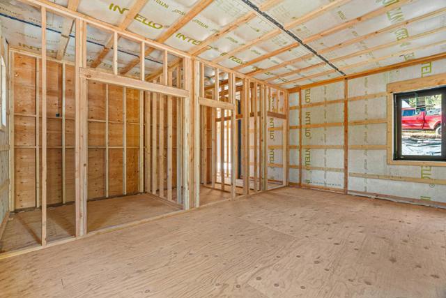 701 Pinecrest Drive, Boulder Creek CA: https://media.crmls.org/mediaz/1435f5c6-8a92-426a-a18c-0d353fc9cea9.jpg