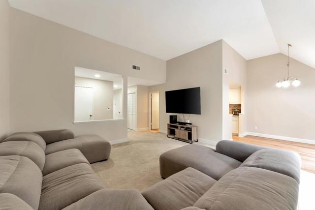 3668 Stoneglen S, Richmond CA: https://media.crmls.org/mediaz/1437bb9a-3b5f-4ccd-a3d2-34c6347d2a46.jpg