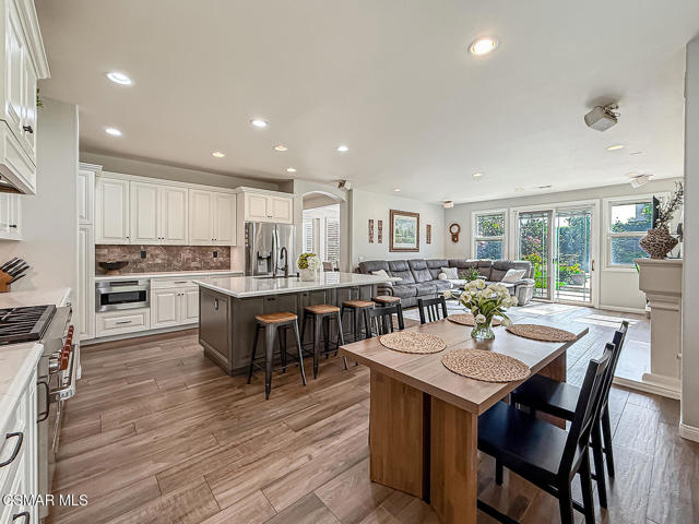 Image 20 of 67 For 388 Via Cresta