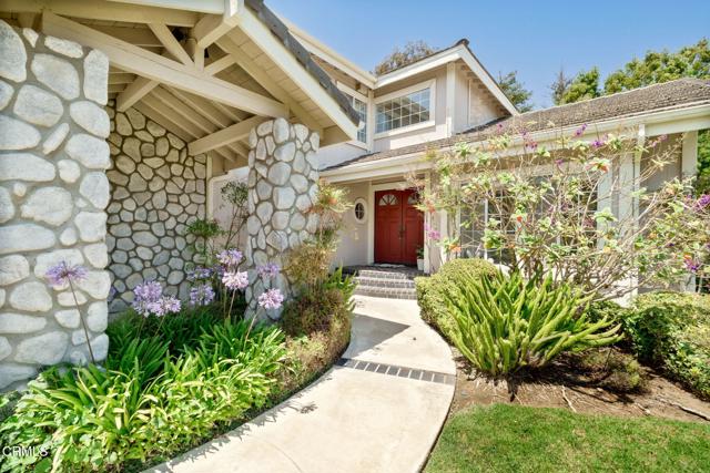 2048 Sierra Mesa Drive, Camarillo CA: https://media.crmls.org/mediaz/14385fb1-7ae6-4635-8121-2cfcfc049dca.jpg