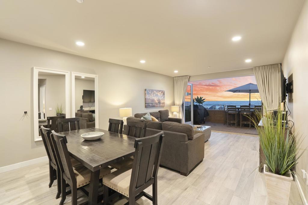 700 The Strand - photo 12