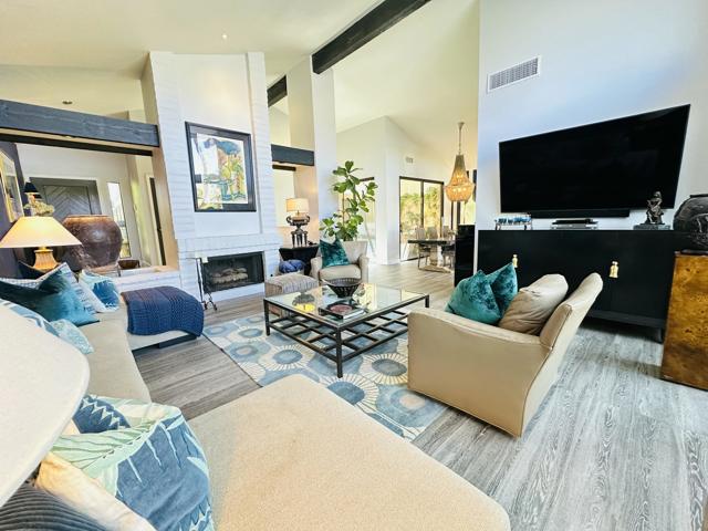107 Tanglewood Trail, Palm Desert CA: https://media.crmls.org/mediaz/143a647f-d3d0-444c-ba70-968d6dc66c3b.jpg