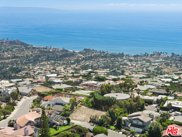 Drew Fenton | 16810 Glynn Drive Pacific Palisades CA | MLS: 7437023 Drew Fenton | 16810 Glynn Drive Pacific Palisades CA | MLS: 7437023