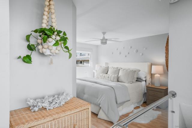1623 Glorietta Blvd, Coronado CA: https://media.crmls.org/mediaz/143aa8f1-6bc2-47e8-8419-f0a09f2b9674.jpg