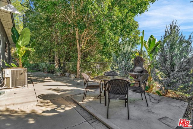 7170 Deveron Ridge Road, West Hills CA: https://media.crmls.org/mediaz/143ad35b-304a-4a71-9fe6-90763016e692.jpg