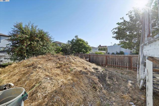 Image 35 of 48 For 1291 55th St