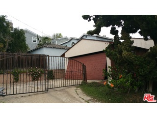 2701 OAK Avenue, Manhattan Beach, California 90266, 2 Bedrooms Bedrooms, ,1 BathroomBathrooms,Residential,Sold,OAK,15889023