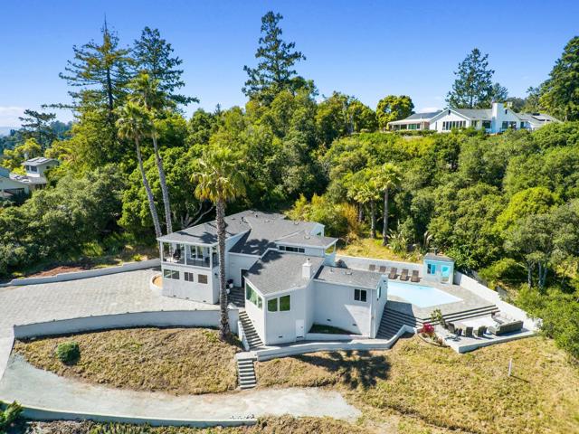 532 Moonrise Lane, Aptos CA: https://media.crmls.org/mediaz/143c5b46-191c-4f99-ab6e-bff9c256a9a3.jpg