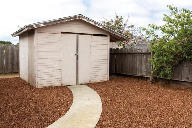 13078 Arthur Street, Salinas CA: https://media.crmls.org/mediaz/143d708b-e4c1-4747-b339-afc92799fde8.jpg